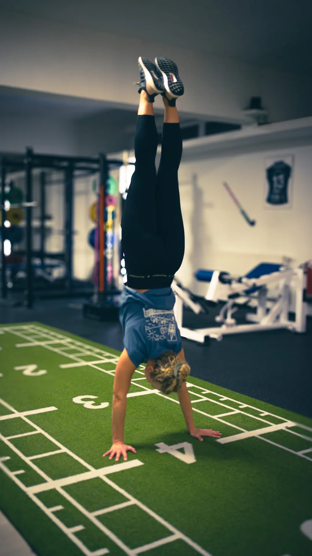 Handstand im Sportraum Mainz